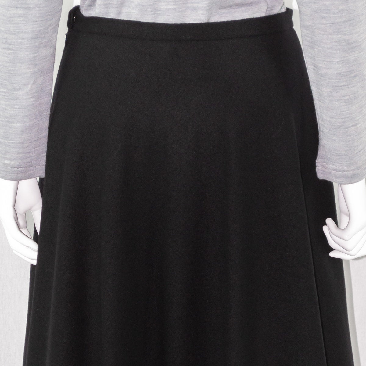 サーキュラースカート