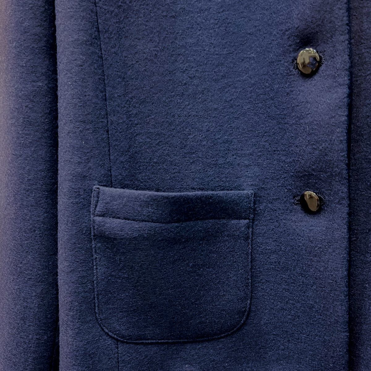 ウール100%のステンカラージャケット